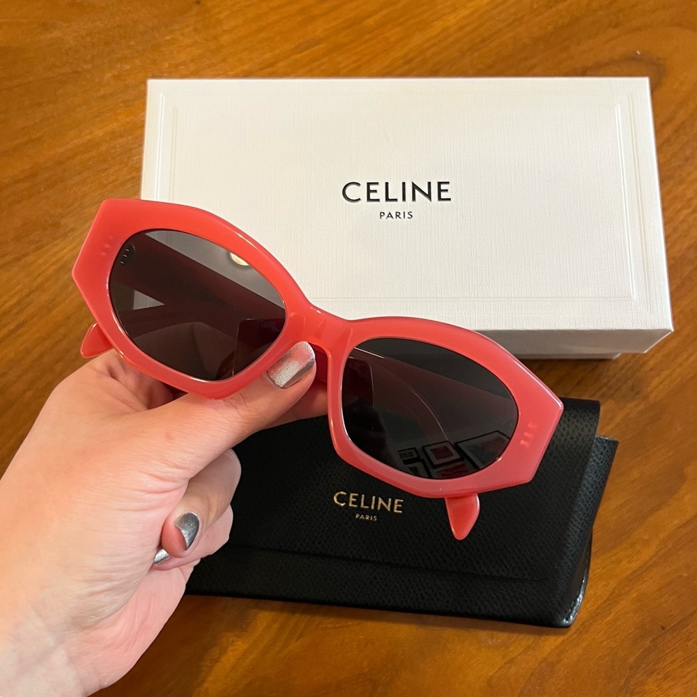 Celine CL40238U Triomphe Cat Eye Sunglasses, 55mm brand new with case and box!
